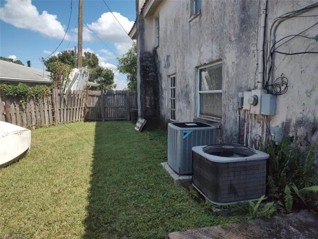 793  Hydrangea  DR, North Fort Myers, FL 33903