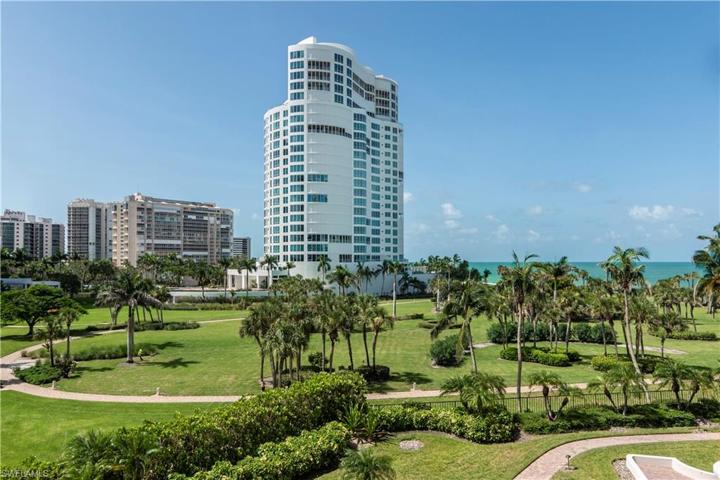 This is what living on the Park Shore beach is all about!