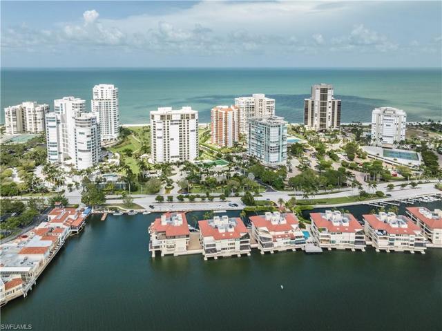 Beach and bay - the best of both worlds!  Just across Gulf Shore Blvd. N.