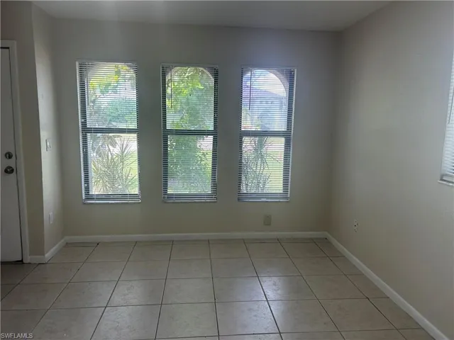 215-217 Se 23rd Pl 215, Cape Coral, Florida 33990