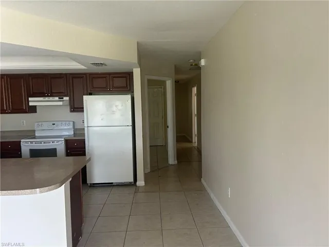 215-217 Se 23rd Pl 215, Cape Coral, Florida 33990