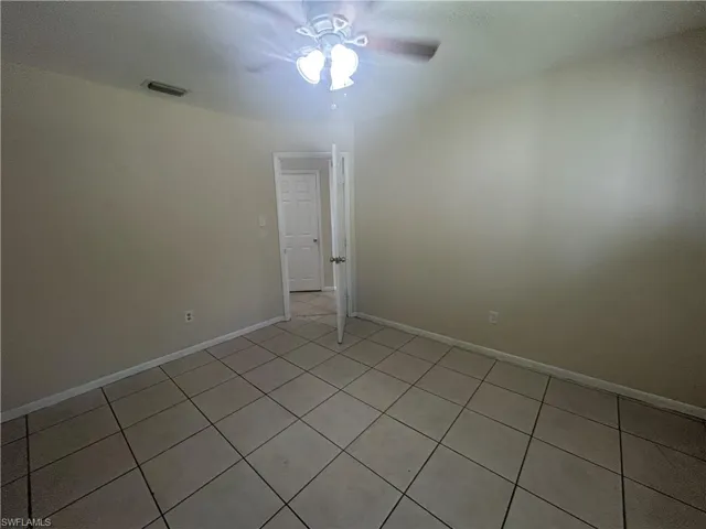 215-217 Se 23rd Pl 215, Cape Coral, Florida 33990
