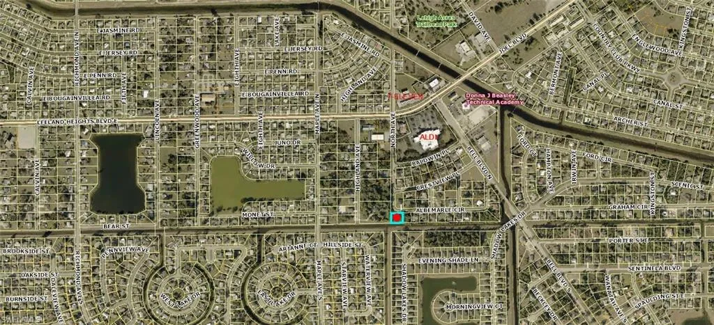 1202 Albemarle Cir, Lehigh Acres, Florida 33936