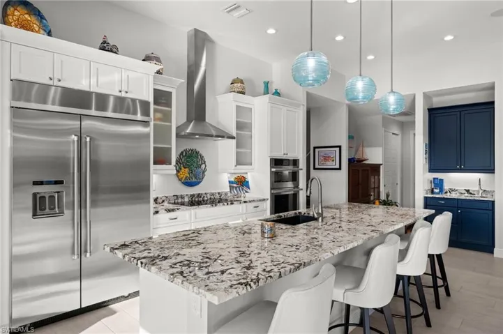 Kitchen with Upgraded Jen Arie Appliance Package