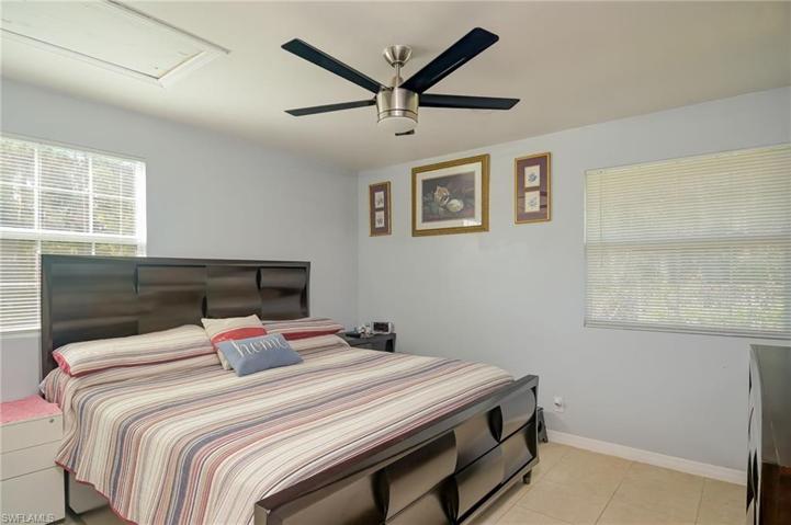 Guest house bedroom