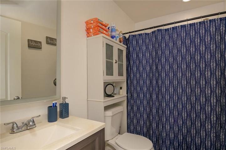 Guest house bath
