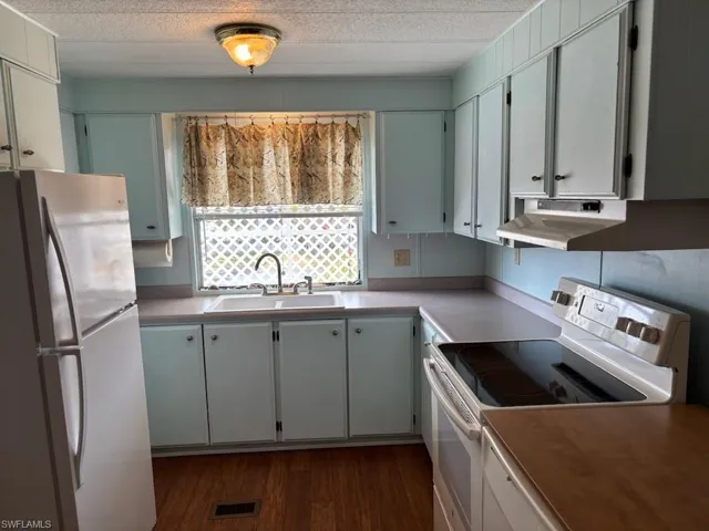 Your immaculate kitchen!