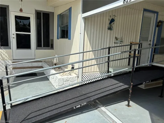 Sturdy metal ramp accommodates any mobility needs andis easily removed if you prefer.