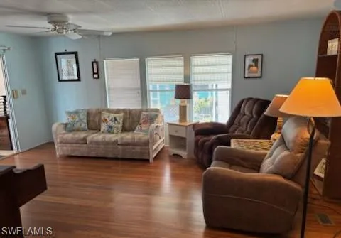 Ample space for relaxing and entertaining.