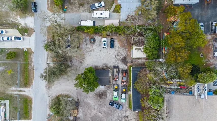 3612 Bayshore Dr, Naples, Florida 34112