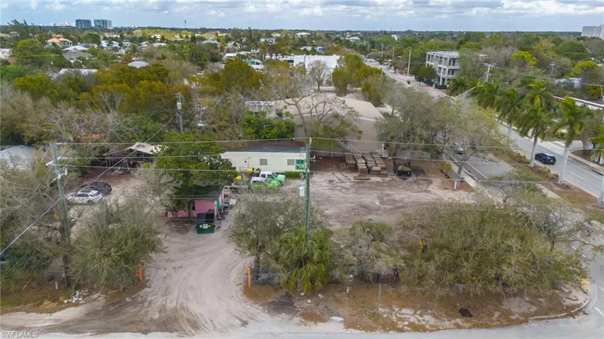 3612 Bayshore Dr, Naples, Florida 34112