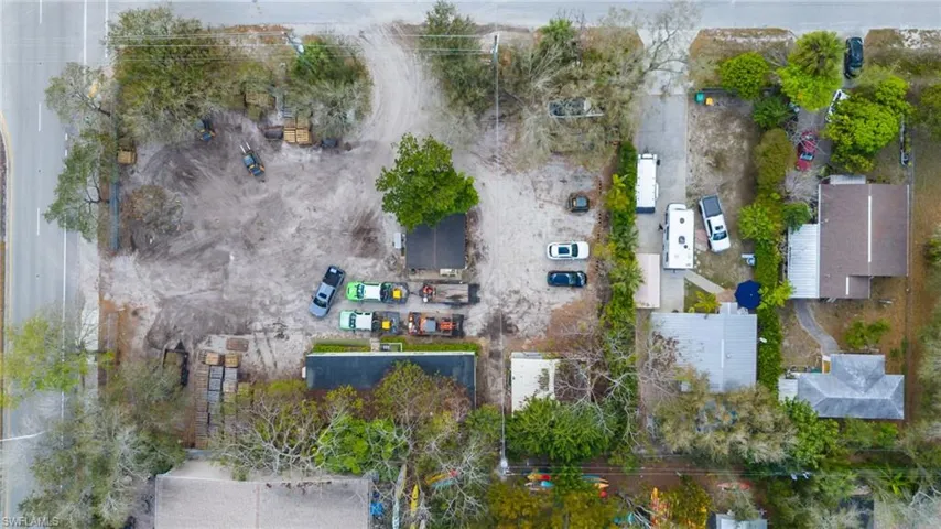 3612 Bayshore Dr, Naples, Florida 34112