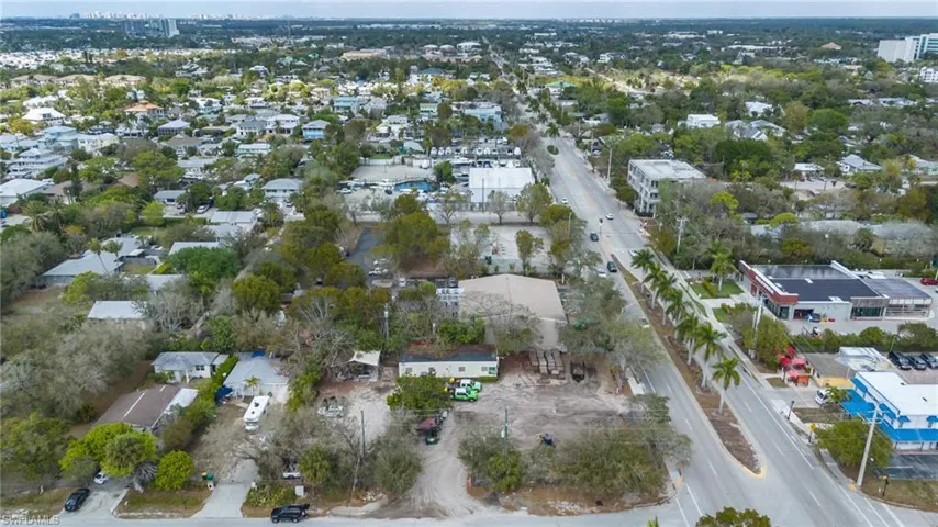 3612 Bayshore Dr, Naples, Florida 34112