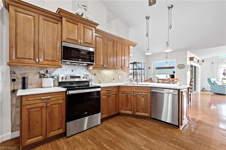 2511 Sw 35th Ln, Cape Coral, Florida 33914