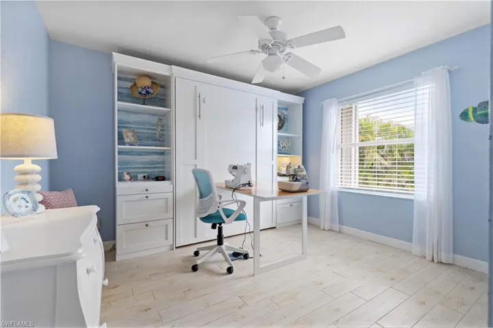 Guest bedroom