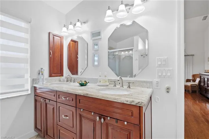 Dual Sinks