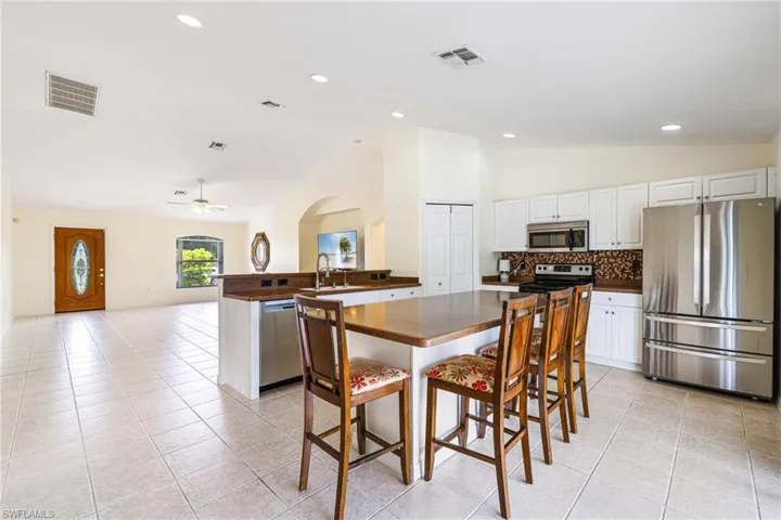 1713  State  AVE, Lehigh Acres, FL 33972