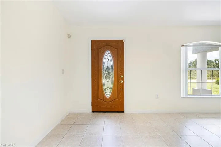 1713  State  AVE, Lehigh Acres, FL 33972