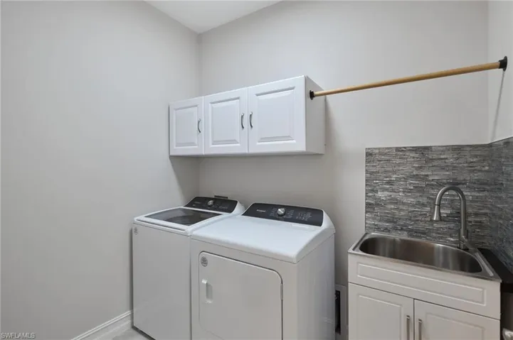 3381  Cherry Palm  DR, North Fort Myers, FL 33917