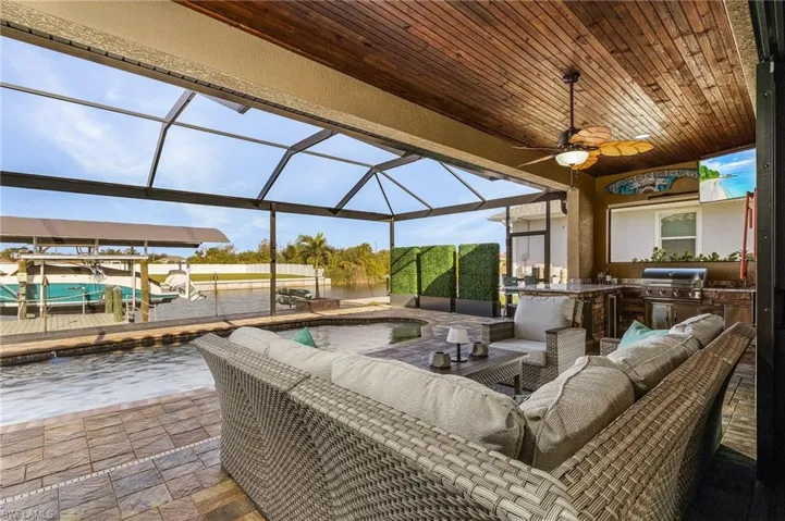 Lots of room for entertaining