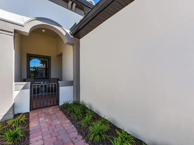 11694 Canal Grande Dr, Fort Myers, Florida 33913