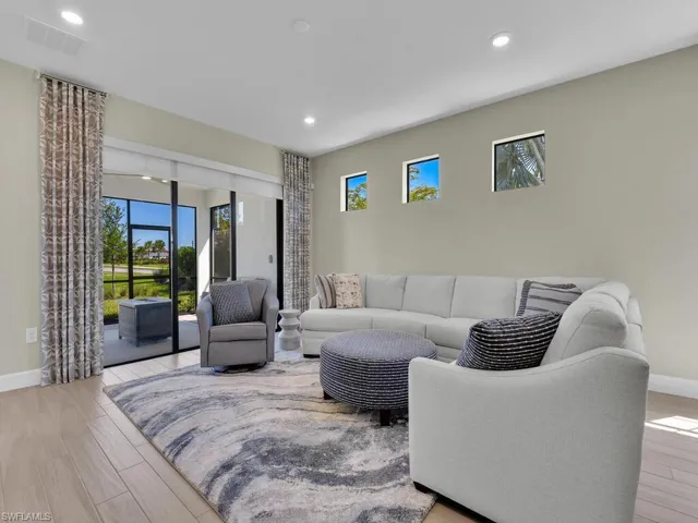 11694 Canal Grande Dr, Fort Myers, Florida 33913