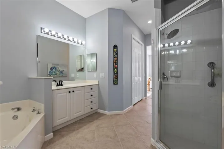 4574 Cardinal Cove Ln # 26, Naples Fl 34114