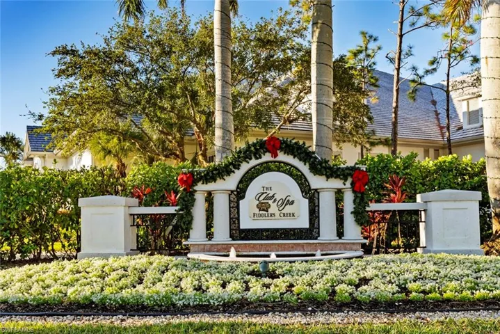 Fiddlers Creek Club Entrance