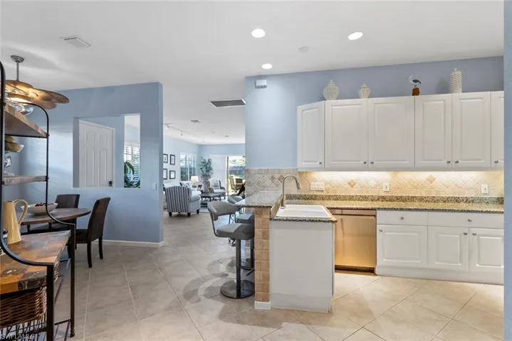4574 Cardinal Cove Ln # 26, Naples Fl 34114