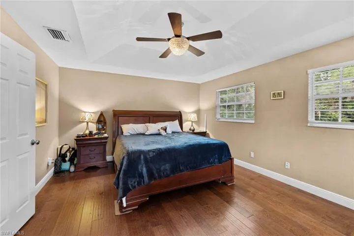 670 13th St Nw, Naples, Florida 34120