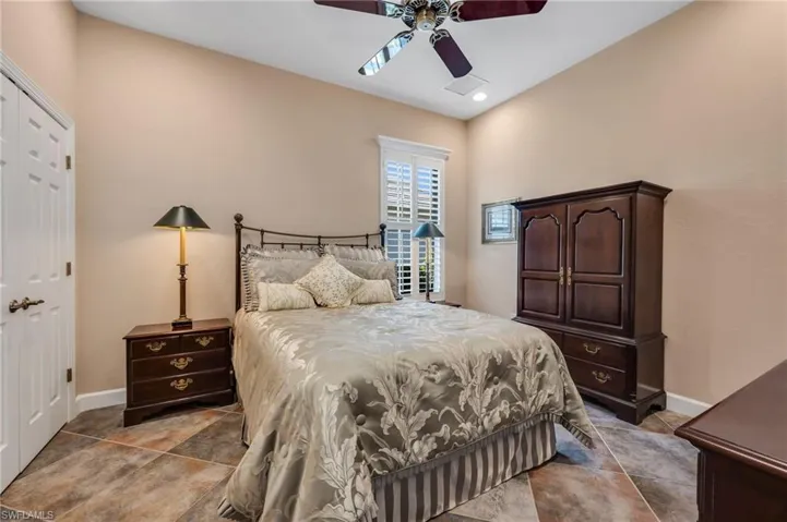 Guest Bedroom-1