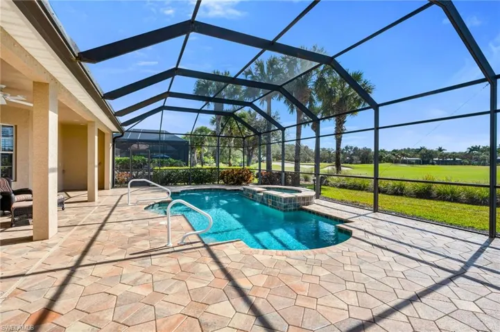 Lanai Pool and Spa with Southern Golf and Lake View