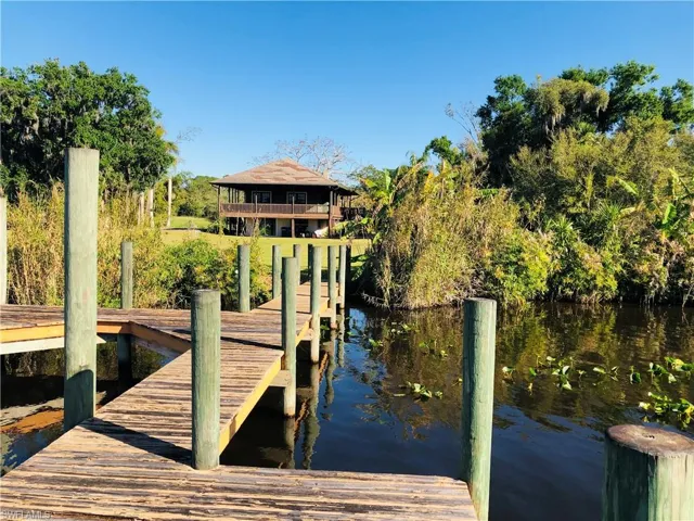 Large Dock