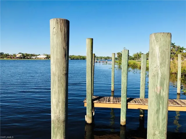 Large Dock