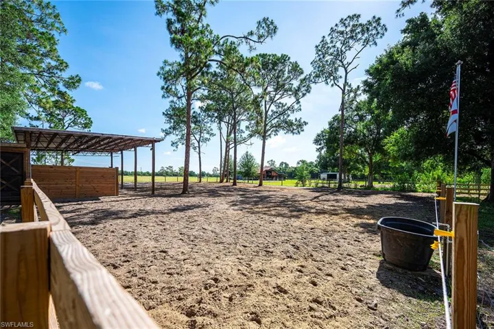 14661 Duke Hwy, Alva, Florida 33920