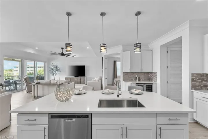 195  Indies E DR, Naples, FL 34114