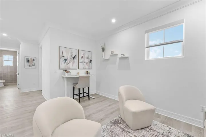195  Indies E DR, Naples, FL 34114