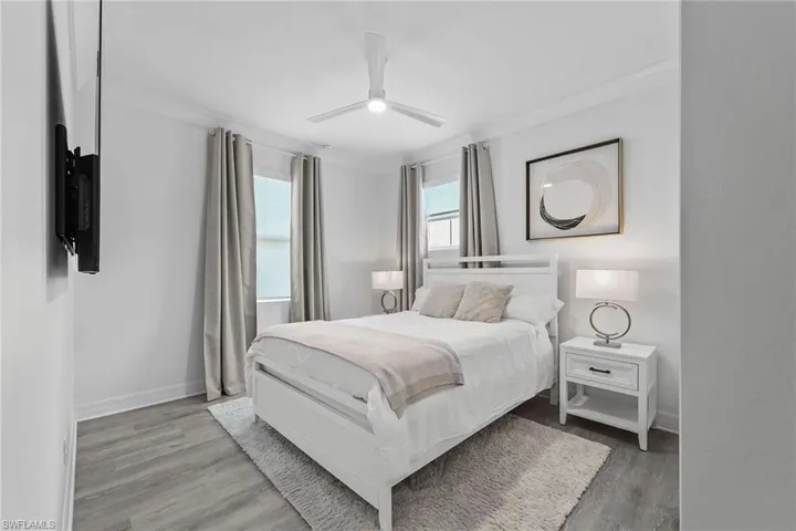 195  Indies E DR, Naples, FL 34114