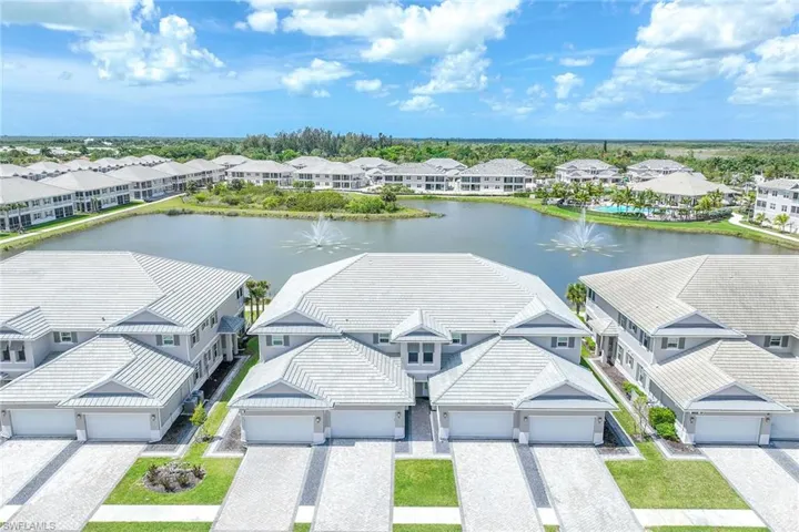 195  Indies E DR, Naples, FL 34114