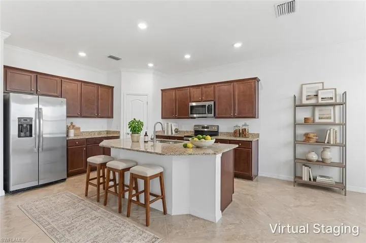 1575 Santiago Cir, Naples, Florida 34113