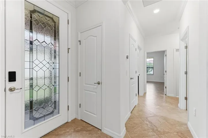 1575 Santiago Cir, Naples, Florida 34113