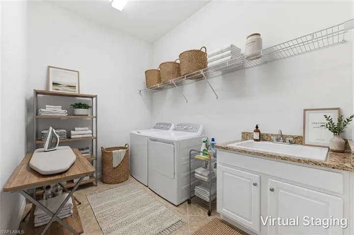1575 Santiago Cir, Naples, Florida 34113