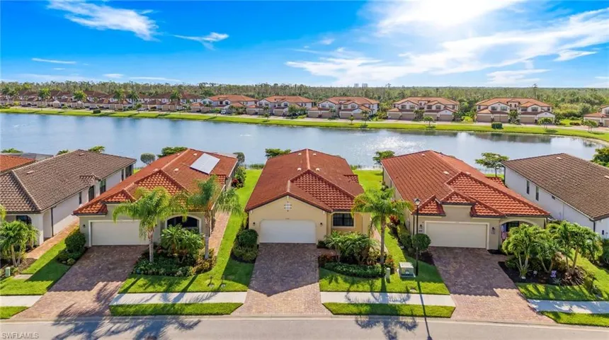 1575 Santiago Cir, Naples, Florida 34113