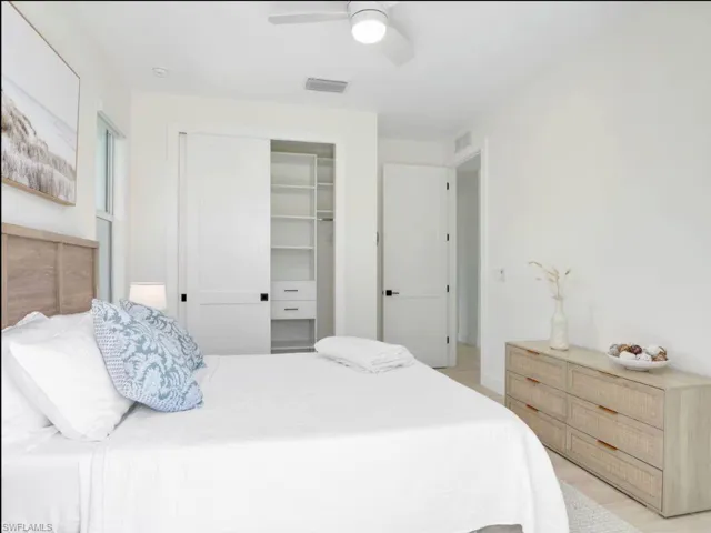 138 Greenbrier St, Marco Island, Florida 34145