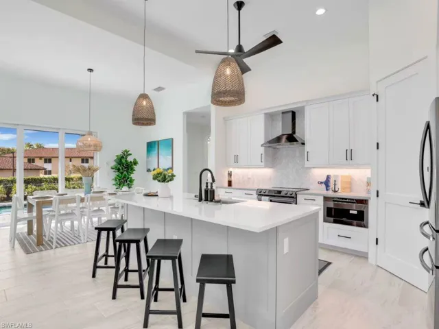 138 Greenbrier St, Marco Island, Florida 34145