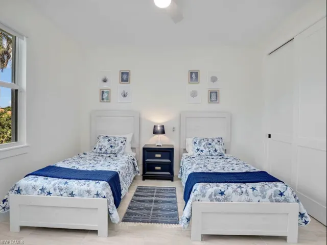 138 Greenbrier St, Marco Island, Florida 34145