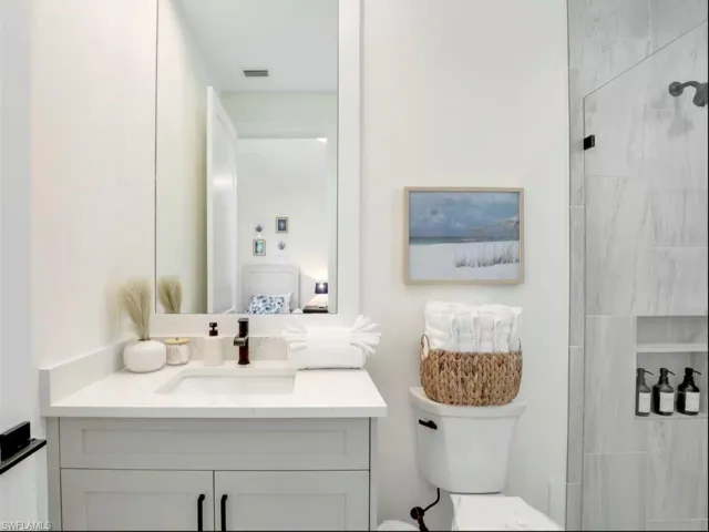 138 Greenbrier St, Marco Island, Florida 34145