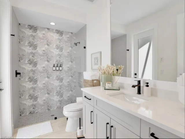 138 Greenbrier St, Marco Island, Florida 34145