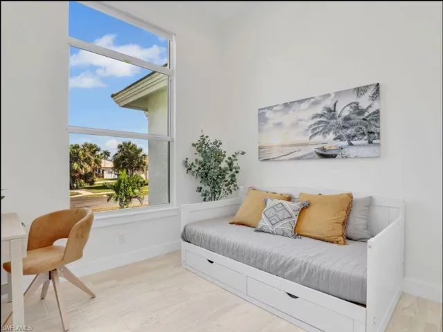 138 Greenbrier St, Marco Island, Florida 34145