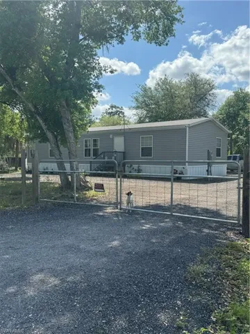 530 S Estribo  ST, Clewiston, FL 33440